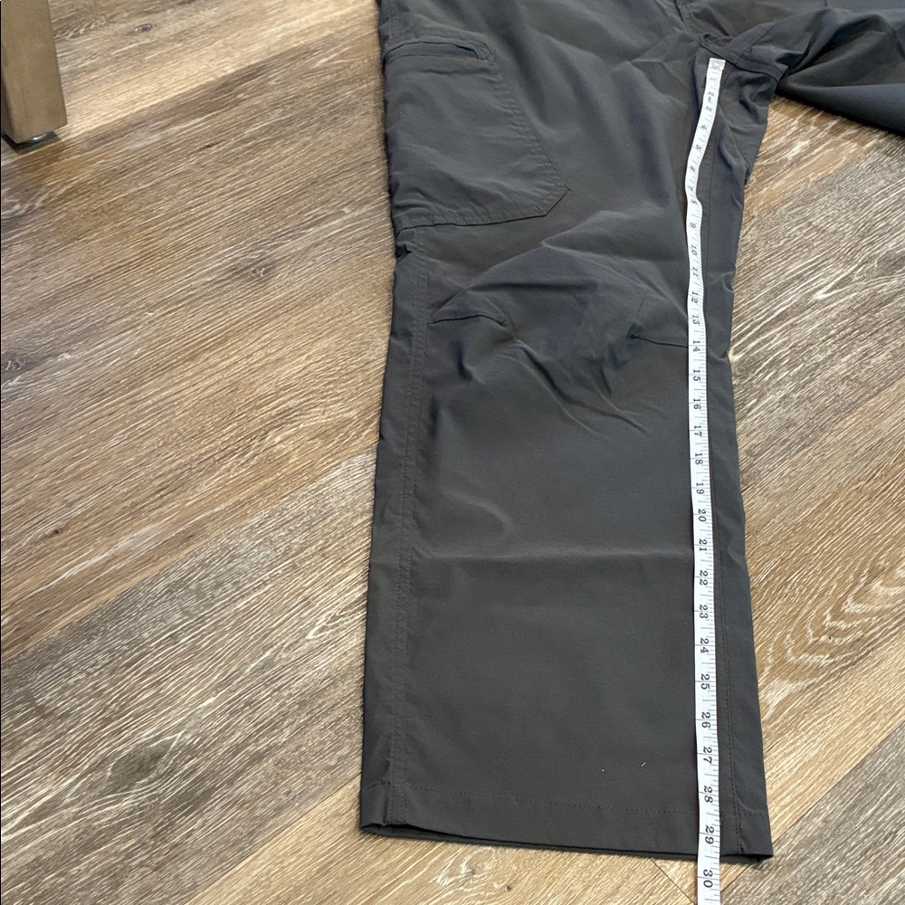 Eddie Bauer Men's Performance Dark Gray Pants - Picture 6 of 8